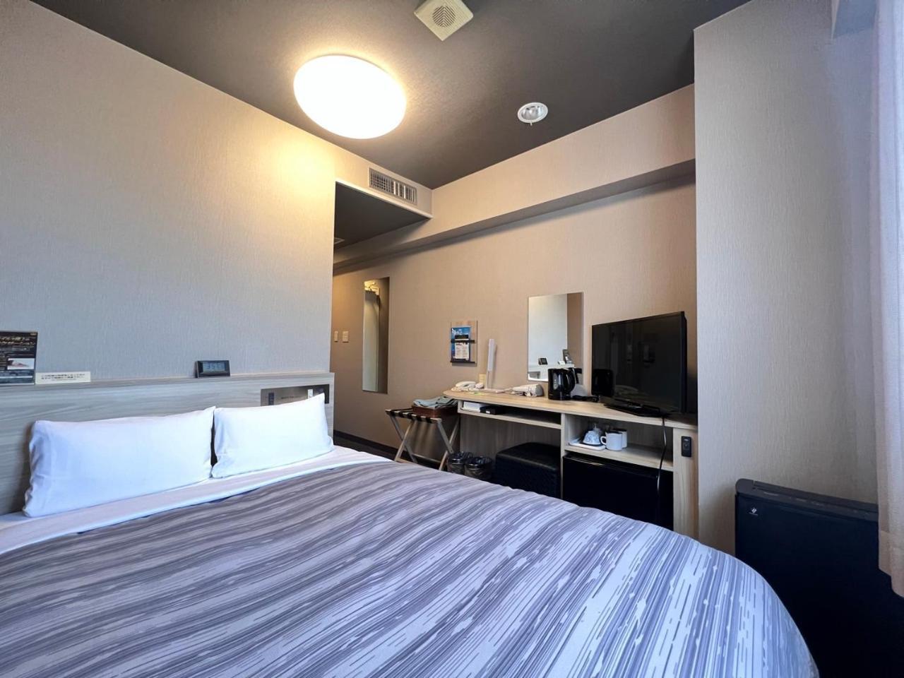 Hotel Route-Inn Kitamatsudo Ekimae Kültér fotó