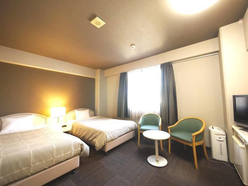 Hotel Route-Inn Kitamatsudo Ekimae Kültér fotó